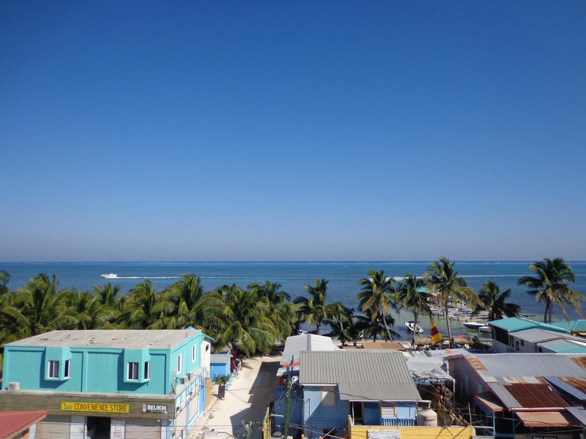 Enjoy Hotel Caye Caulker Esterno foto